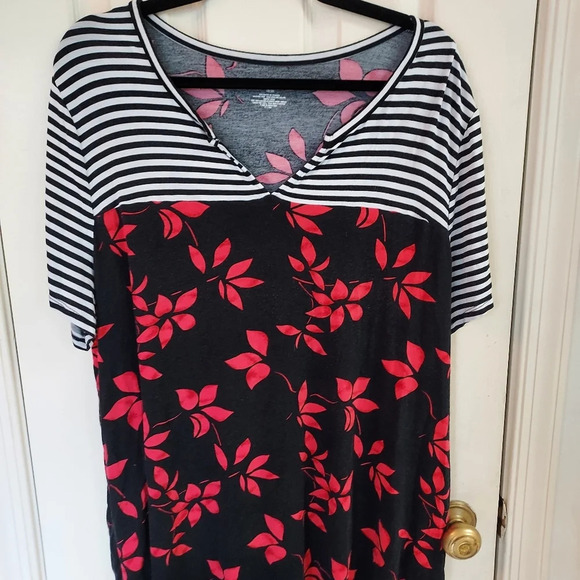 Lane Bryant Tie-Neck Subtle Swing Cami In Joy Stripe Tee - Picture 2 of 6